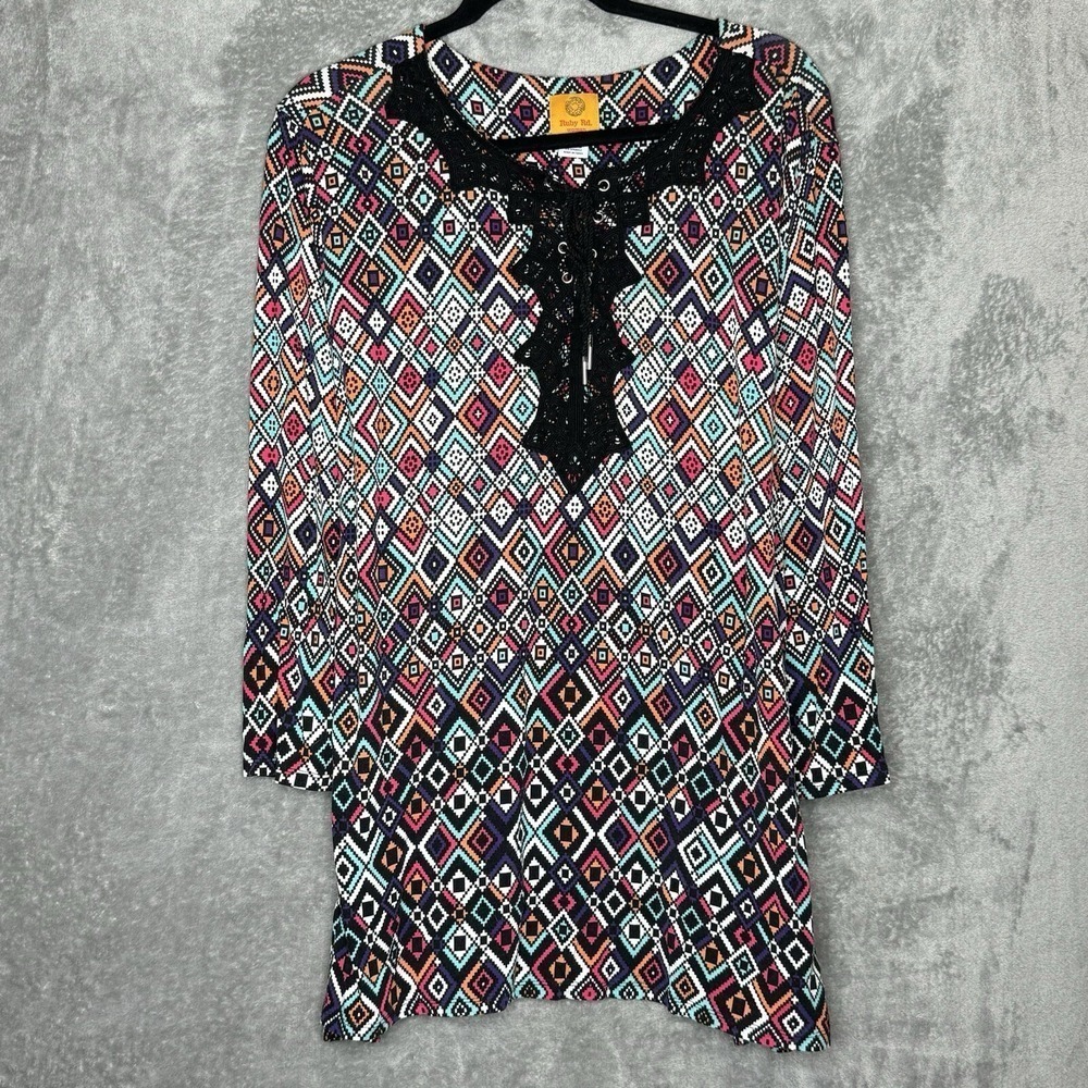 Ruby Rd 2X Top Shirt Blue Pink Geometric‎ 3/4 Sleeve Keyhole Scoop Neck Stretch